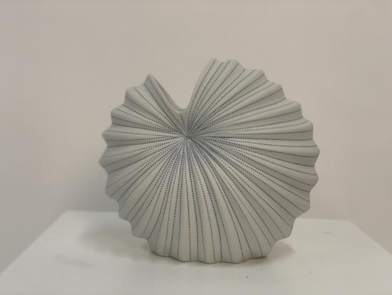 (w) Muschelvase gro weiss