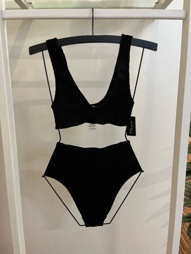 (w) Bikini Sorbet Island Adele liquorice