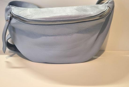 (w) Hipbag large hellblau