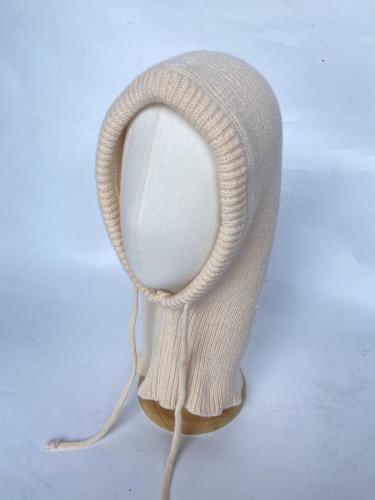 (w) Balaclava B10192 beige