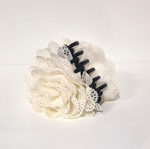 (w) Lace Rose claw ivory