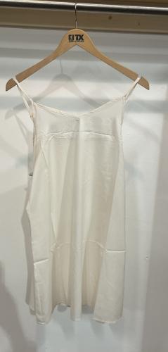 (w) Unterkleid creme
