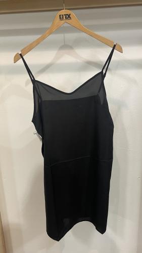 (w) Unterkleid black
