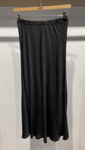 (w) Skirt Satin black 
