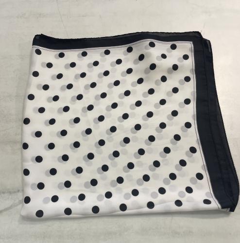 (w) Scarf Dots black