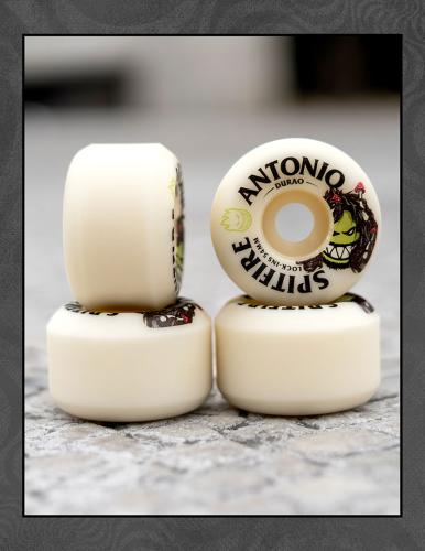 Wheels Spitfire 54mm F4 Durao Burn Squad 99A 
