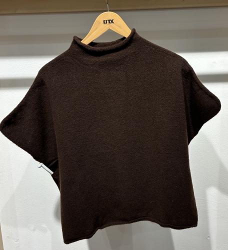 (w) Sweater Vest 020 choco