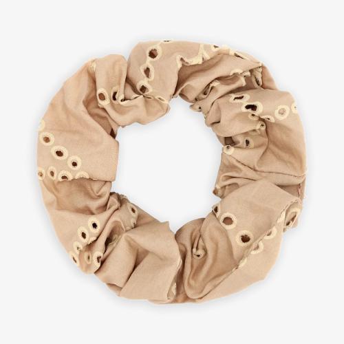 (w) Scrunchie Sui Ava Floral Broderie salted caramel