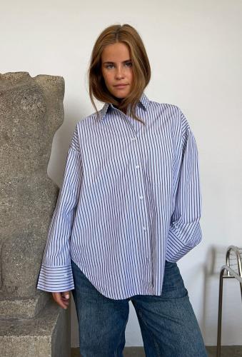 (w) Shirt Boii Stripe art