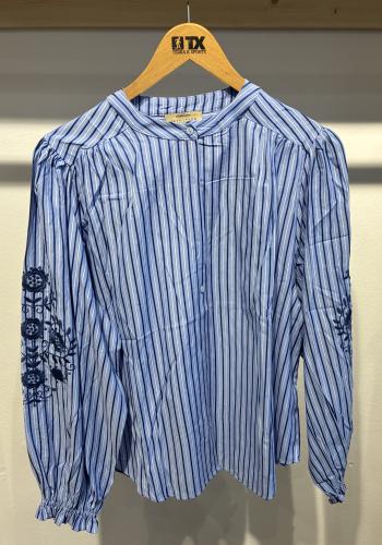 (w) Blouse Embroidery blue