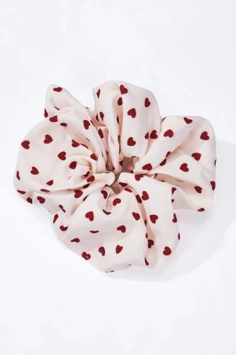(w) Scrunchie Heart red/white