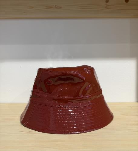 (w) Hat Shiny red