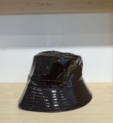 (w) Hat Shiny brown