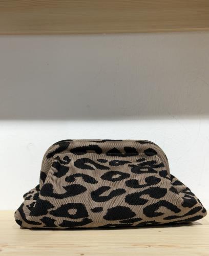 (w) Pouch leo dark brown