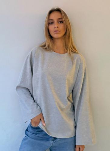 (w) Longsleeve Boii Alberte boxy grey