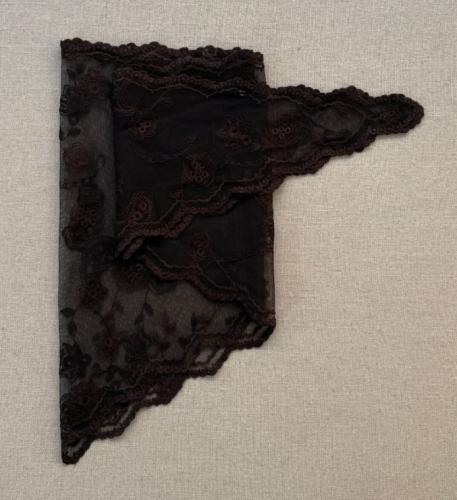 (w) Scarf Boii Lenny chocolate